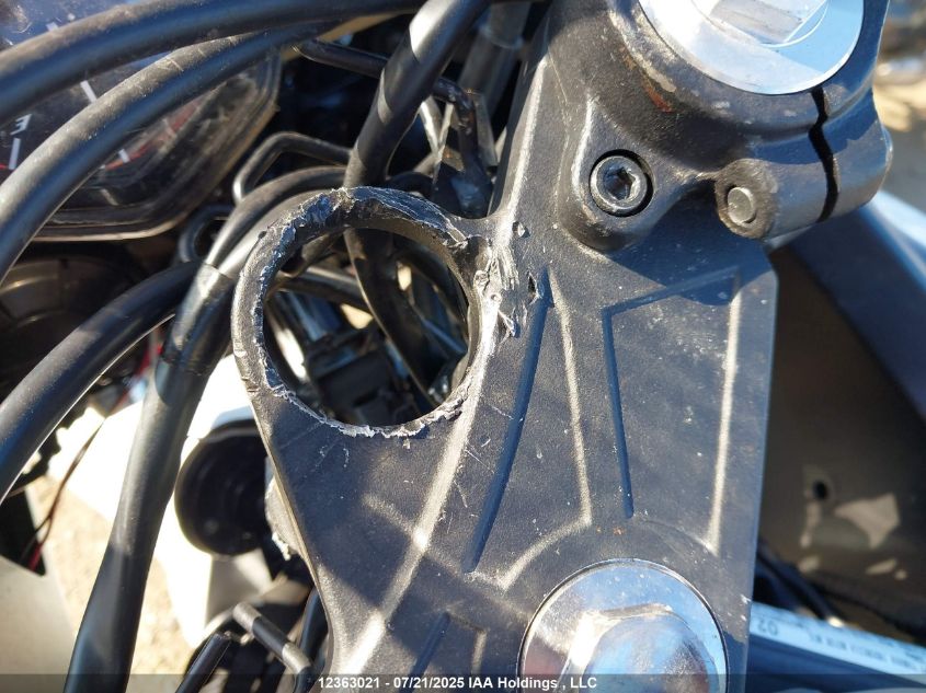 2018 Yamaha Yzfr3 A VIN: MH3RH15N6JK001817 Lot: 12363021