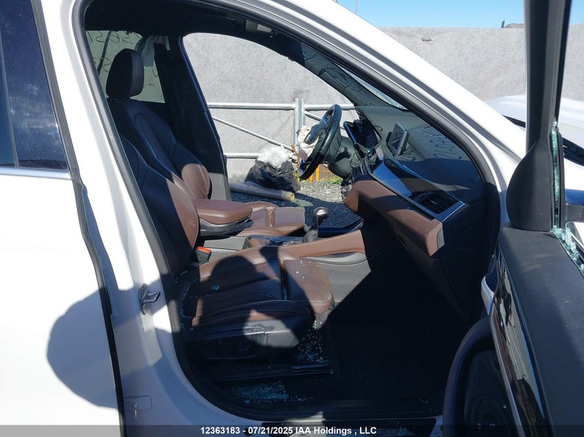 2017 BMW X1 xDrive28I VIN: WBXHT3C39H5F85375 Lot: 12363183