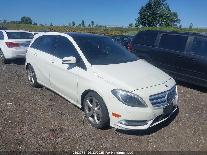 2013 Mercedes-Benz B 250 Sports Tourer VIN: WDDMH4EB6DJ132665 Lot: 12363371