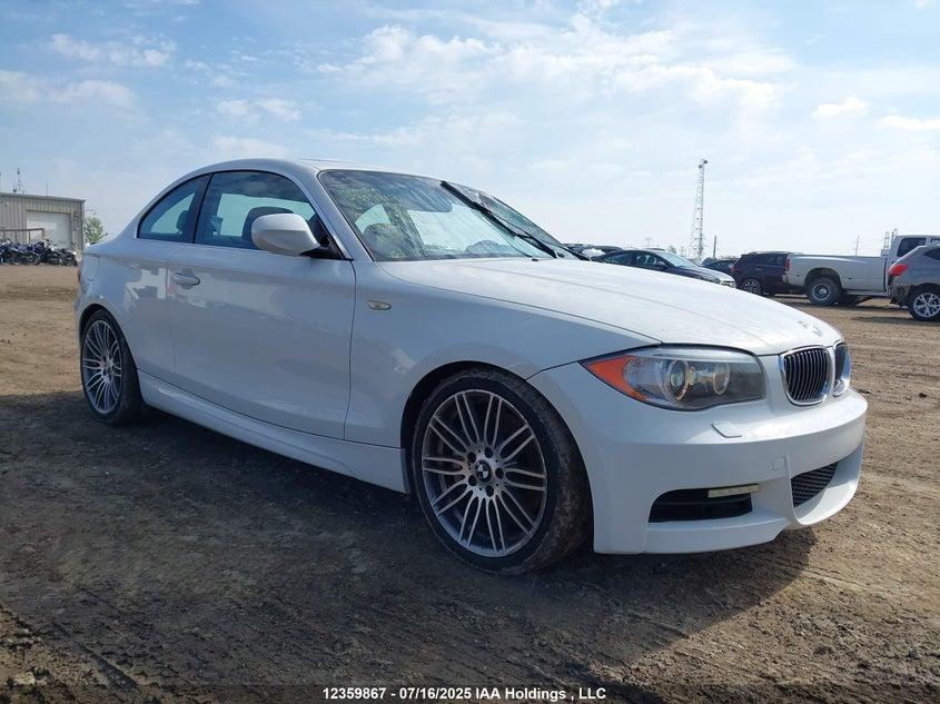 WBAUC9C53CVM12969 2012 BMW 135I auction photo 1