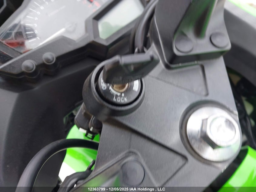 JKAEX8A11EA008272 2014 KAWASAKI NINJA photo no. 11
