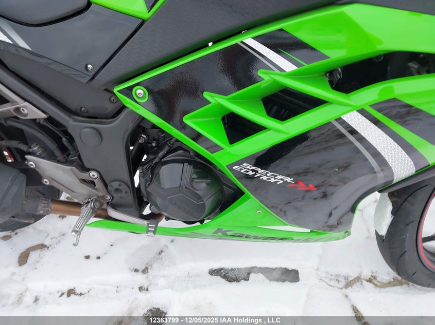 JKAEX8A11EA008272 2014 KAWASAKI NINJA photo no. 8