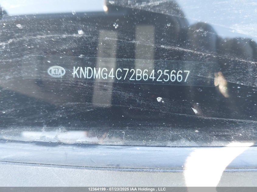2011 Kia Sedona Lx/Lx Convenience VIN: KNDMG4C72B6425667 Lot: 12364199
