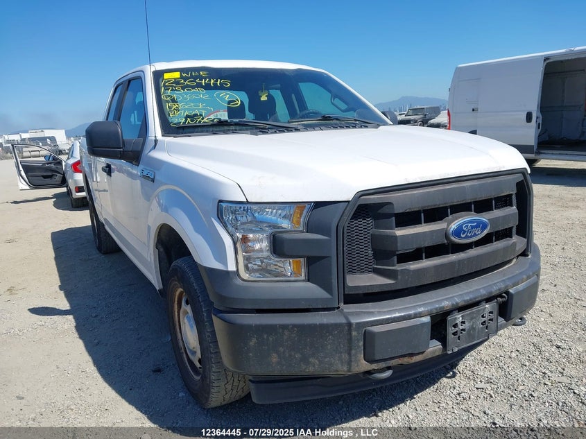 1FTEX1E80HKD36012 2017 Ford F150 Super Cab auction photo 1