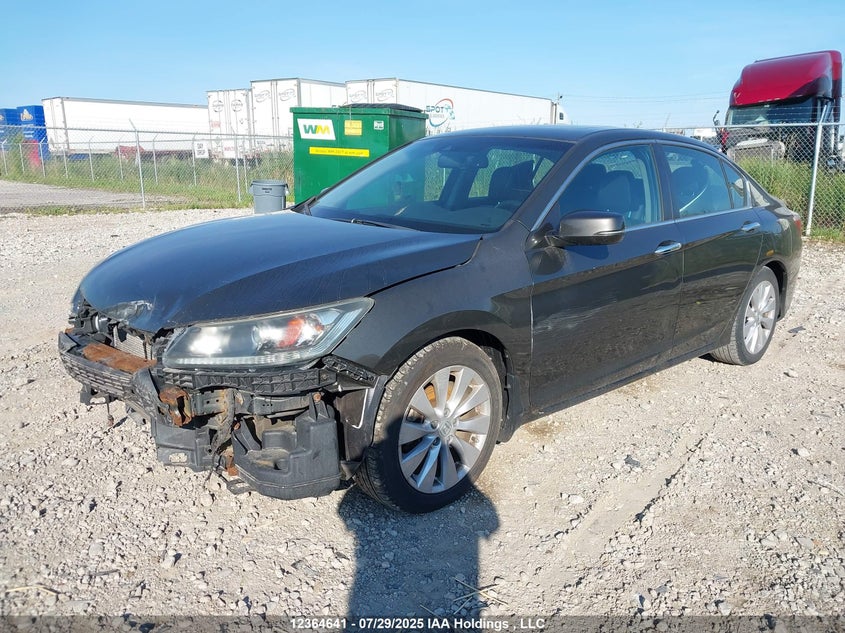 1HGCR2F8XDA808577 2013 HONDA ACCORD photo no. 2
