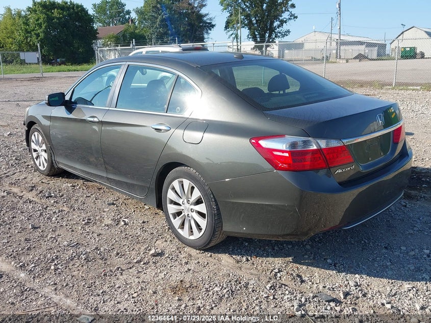 1HGCR2F8XDA808577 2013 HONDA ACCORD photo no. 3