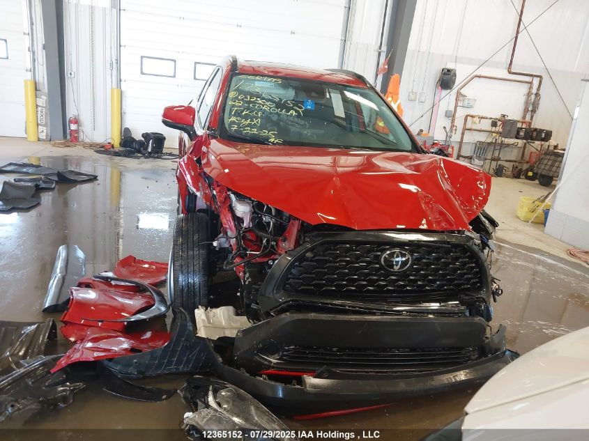 2022 Toyota Corolla Cross Le VIN: 7MUBAABG5NV032300 Lot: 12365152