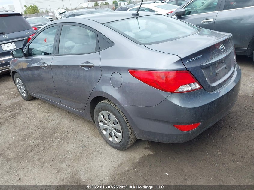 2015 Hyundai Accent Le VIN: KMHCT4AE3FU827848 Lot: 12365181