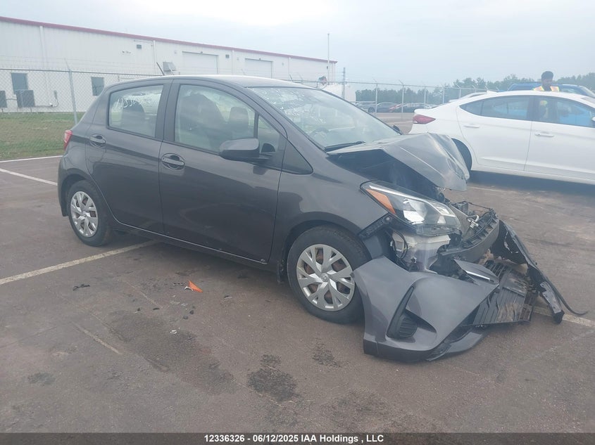 VNKKTUD30JA092466 2018 Toyota Yaris Le auction photo 1