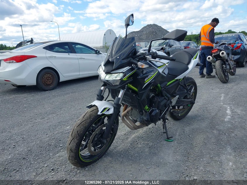 ML5EREK19LDA16447 2020 KAWASAKI ER photo no. 2