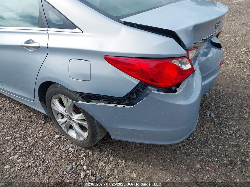 2011 Hyundai Sonata Limited VIN: 5NPEC4AC1BH165879 Lot: 12365287