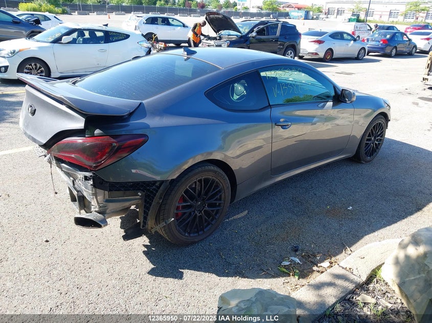 2016 Hyundai Genesis 3.8 R-Spec VIN: KMHHT6KJ1GU133884 Lot: 12365950