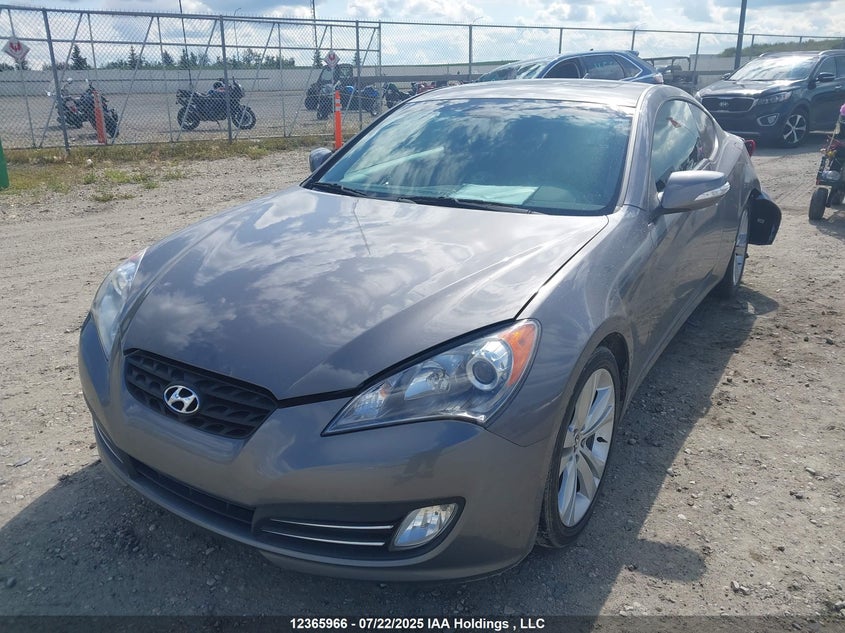 2010 Hyundai Genesis Coupe 3.8L VIN: KMHHU6KH1AU040624 Lot: 12365966