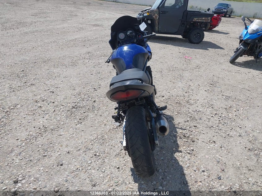 2005 Suzuki Gsf650 S VIN: JS1GP73A352100171 Lot: 12366283