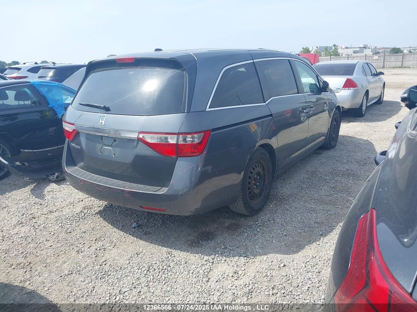 5FNRL5H69BB505771 2011 HONDA ODYSSEY photo no. 4