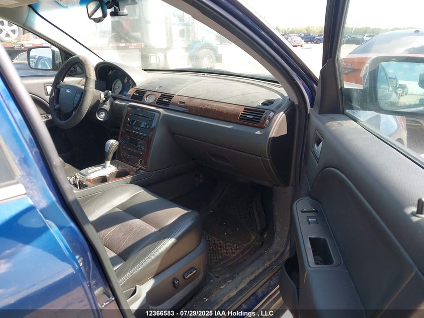 2005 Ford Five Hundred Limited VIN: 1FAFP28135G127182 Lot: 12366583