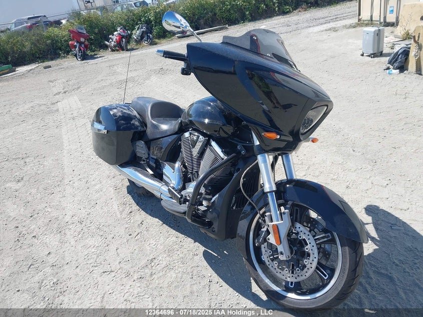 5VPDB36N0B3005296 2011 Victory Cross Country auction photo 1