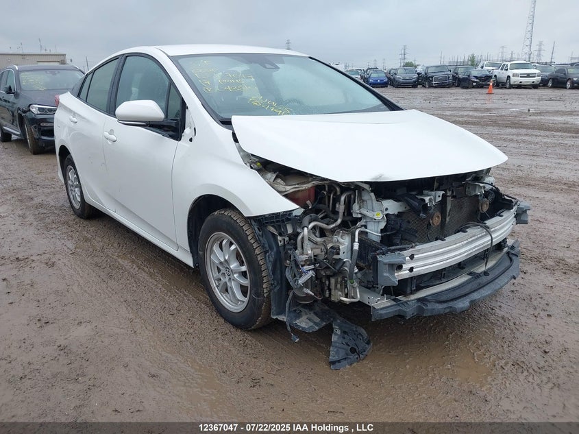 JTDKARFP1H3043819 2017 Toyota Prius Prime Technology auction photo 1