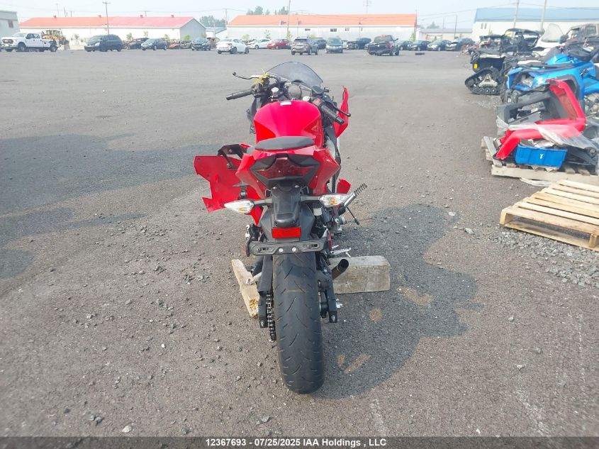 2020 Kawasaki Ex400 VIN: JKAEXKG11LDA74243 Lot: 12367693