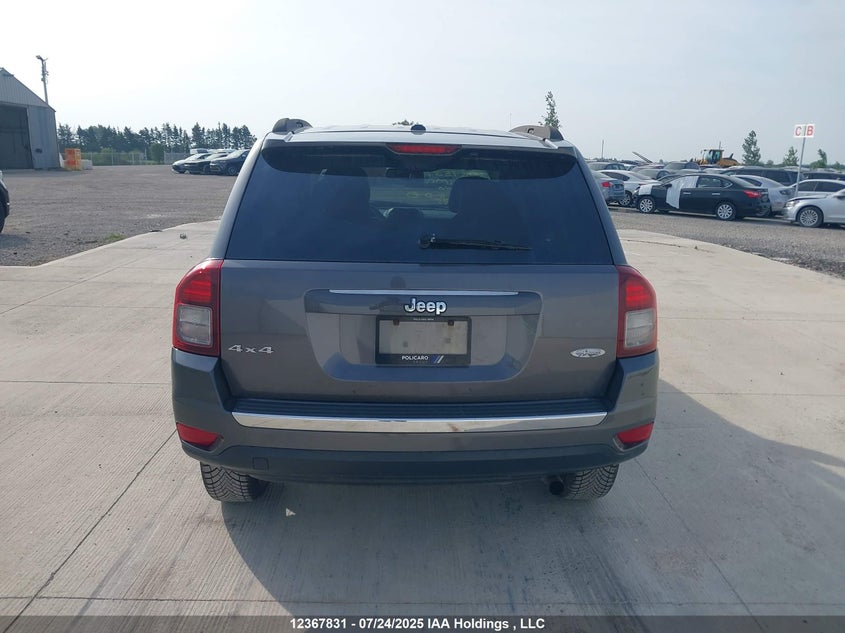 2015 Jeep Compass Sport/North VIN: 1C4NJDAB3FD393410 Lot: 12367831