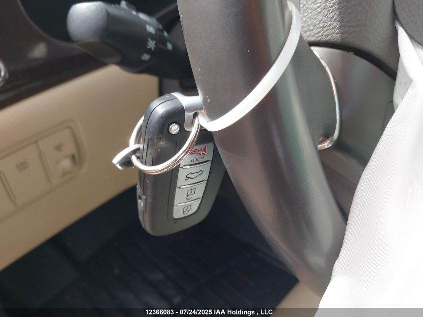 2009 Hyundai Genesis 3.8L VIN: KMHGC46E99U039090 Lot: 12368083