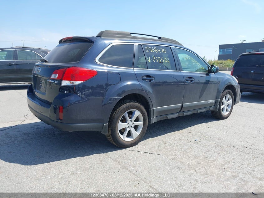 4S4BRGGC3D3253532 2013 SUBARU LEGACY photo no. 4