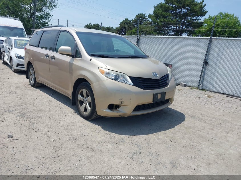 5TDZK3DC7DS338697 2013 Toyota Sienna auction photo 1