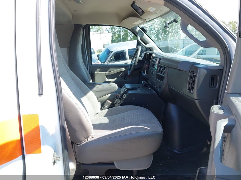 1GB3GSCG7L1261013 2020 CHEVROLET EXPRESS photo no. 8