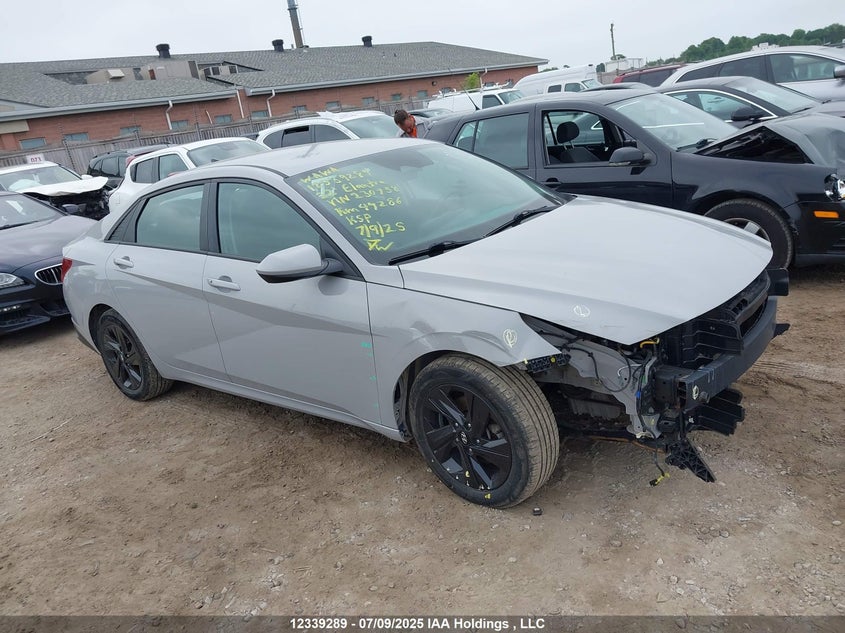 KMHLM4AG6NU230738 2022 Hyundai Elantra Preferred Ivt auction photo 1