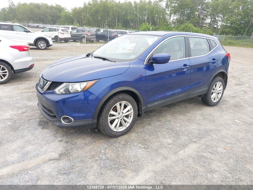2018 Nissan Qashqai S/Sl/Sv VIN: JN1BJ1CR4JW282411 Lot: 12358720X