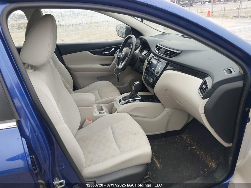 2018 Nissan Qashqai S/Sl/Sv VIN: JN1BJ1CR4JW282411 Lot: 12358720X