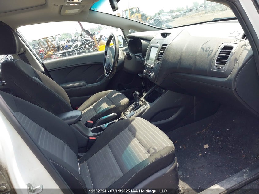 2017 Kia Forte Ex/Ex Luxury/Ex+ VIN: 3KPFL4A82HE068042 Lot: 12352724X