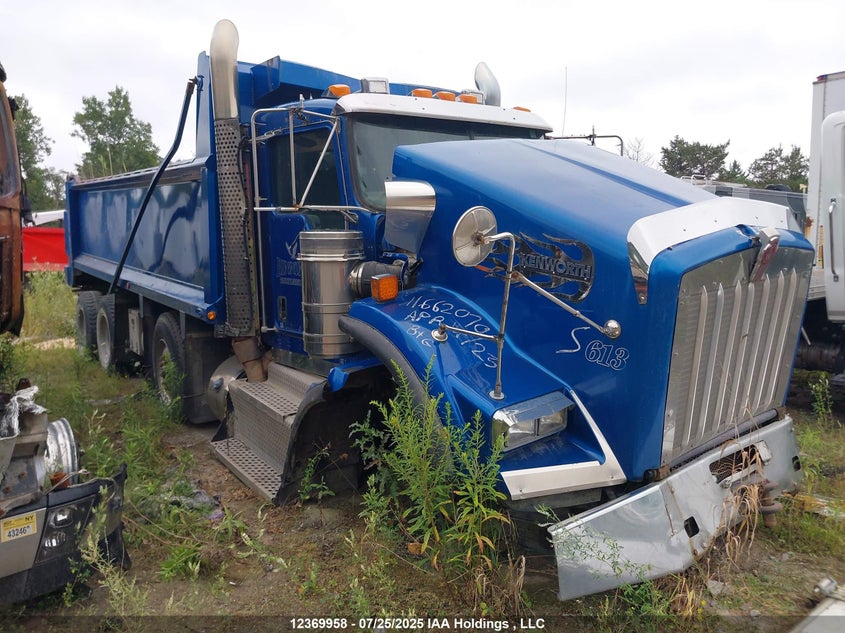 1NKDX4TX9DJ961823 2013 Kenworth Construction T800 auction photo 1