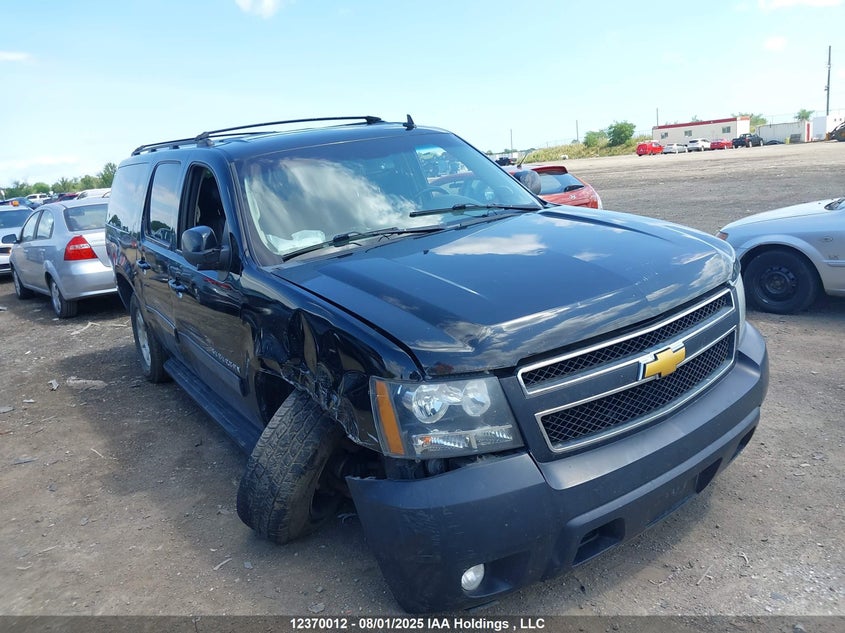 1GNSKJE75ER195957 2014 Chevrolet Suburban 1500 Lt auction photo 1