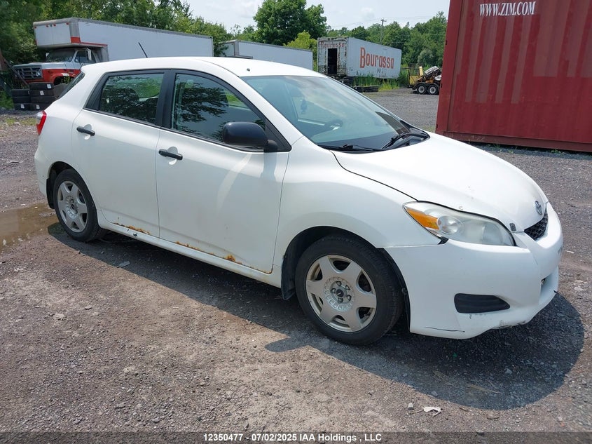 2T1KU4EE2DC047552 2013 Toyota Matrix auction photo 1
