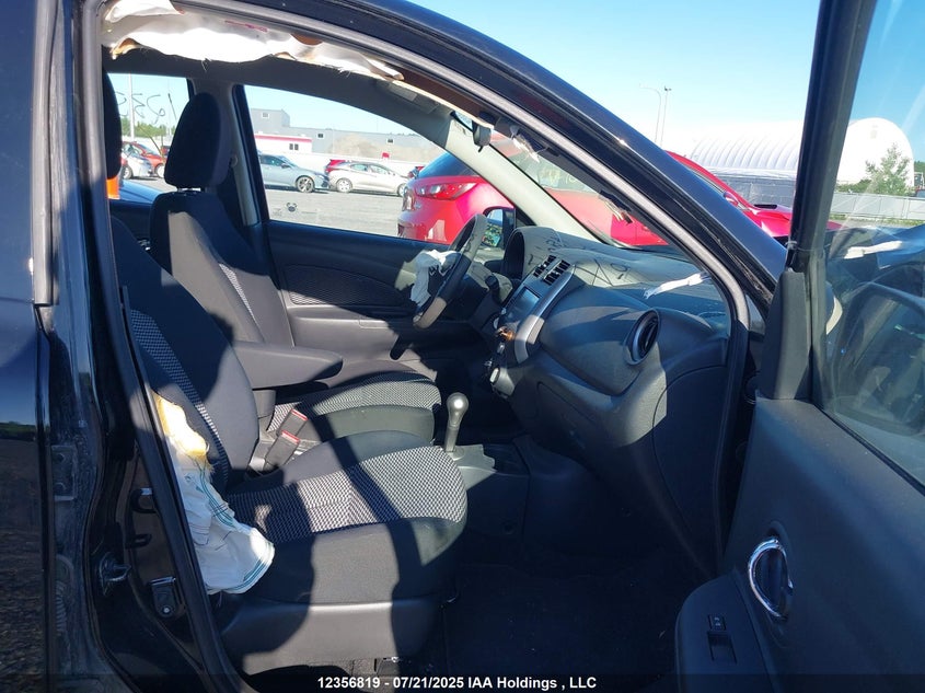 2019 Nissan Micra S/Sr/Sv VIN: 3N1CK3CP8KL227737 Lot: 12356819X