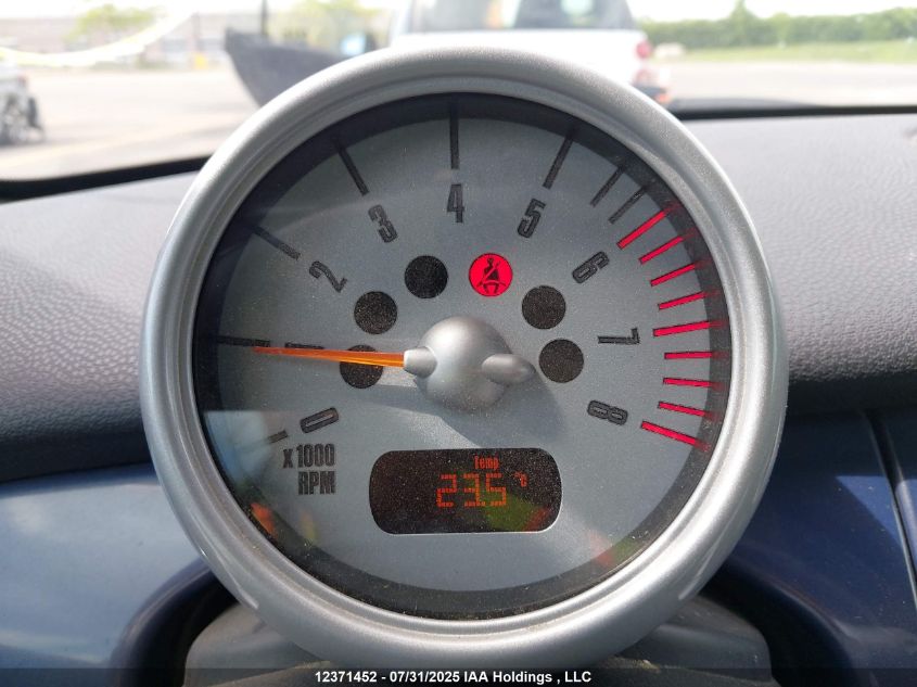 2007 Mini Cooper VIN: WMWRF33537TG16864 Lot: 12371452