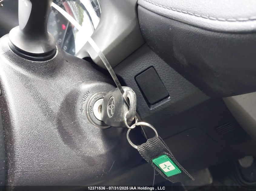 2017 Toyota Rav4 Le VIN: 2T3BFREV4HW666625 Lot: 12371536