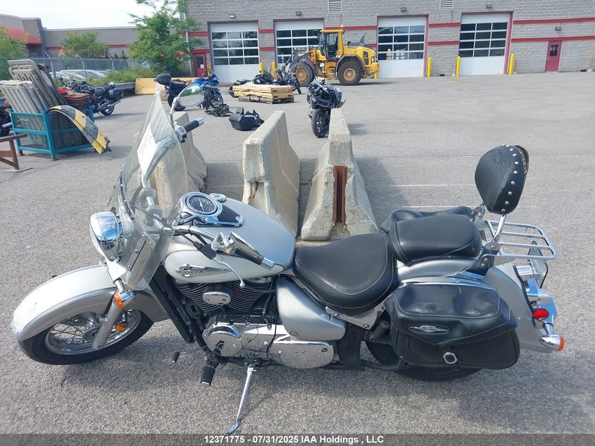 2004 Suzuki Vl800 VIN: JS1VS54A542105072 Lot: 12371775