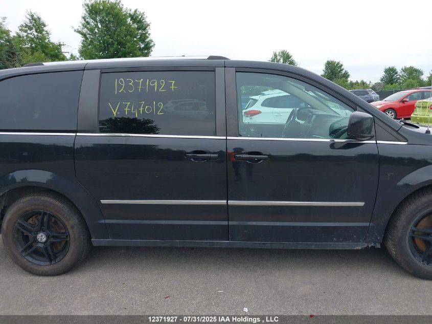 2015 Dodge Grand Caravan Crew VIN: 2C4RDGDG0FR747012 Lot: 12371927