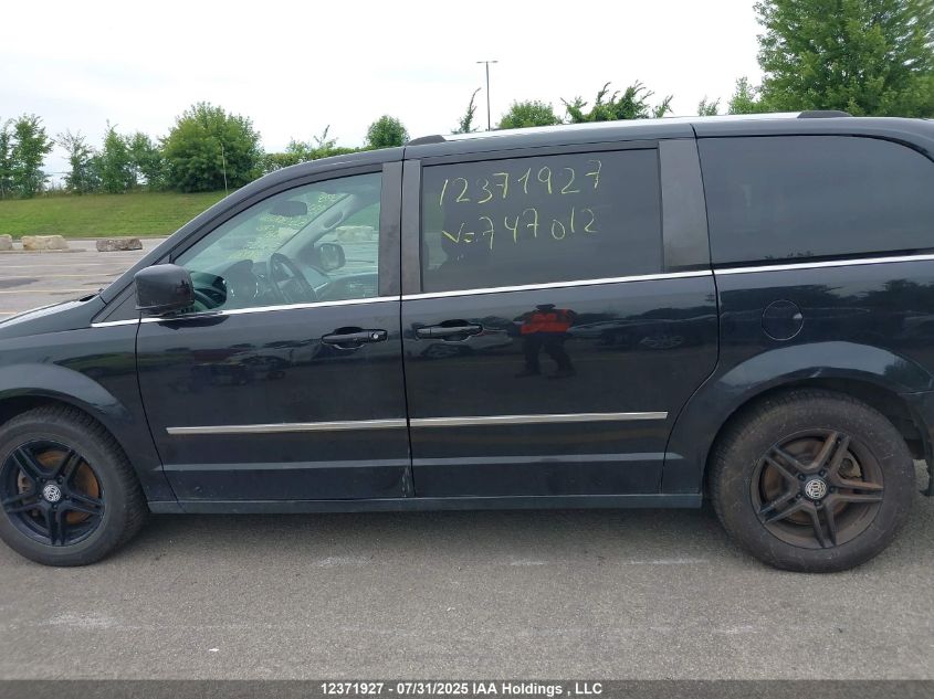 2015 Dodge Grand Caravan Crew VIN: 2C4RDGDG0FR747012 Lot: 12371927