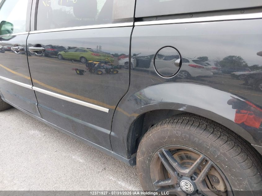 2015 Dodge Grand Caravan Crew VIN: 2C4RDGDG0FR747012 Lot: 12371927