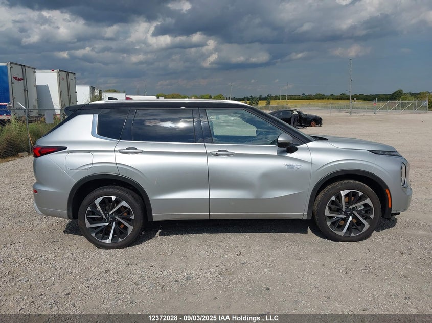 JA4T5WA91SZ610920 2025 MITSUBISHI OUTLANDER photo no. 14