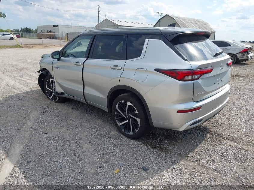 JA4T5WA91SZ610920 2025 MITSUBISHI OUTLANDER photo no. 3
