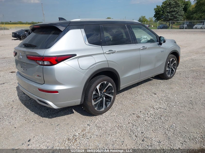 JA4T5WA91SZ610920 2025 MITSUBISHI OUTLANDER photo no. 4