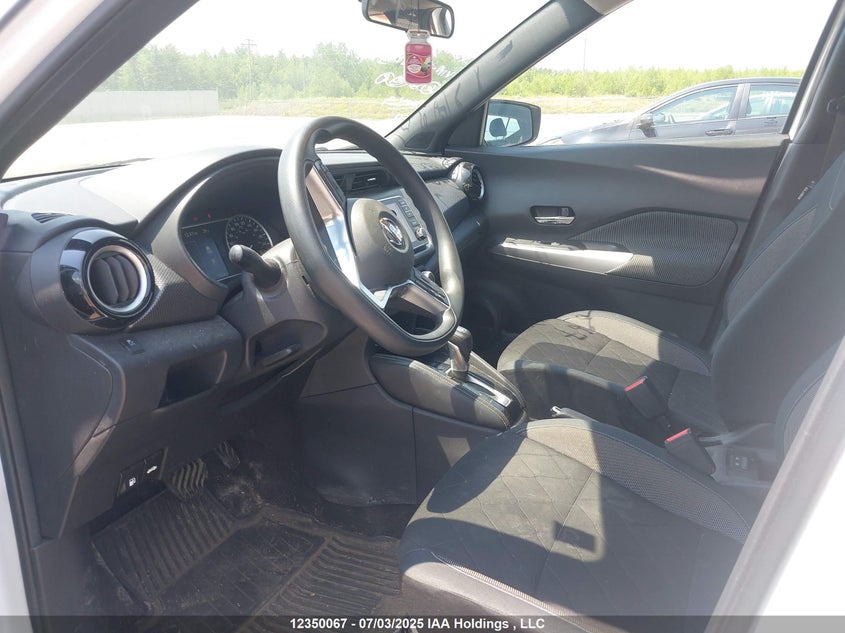 2019 Nissan Kicks S/Sr/Sv VIN: 3N1CP5CU4KL549553 Lot: 12350067X