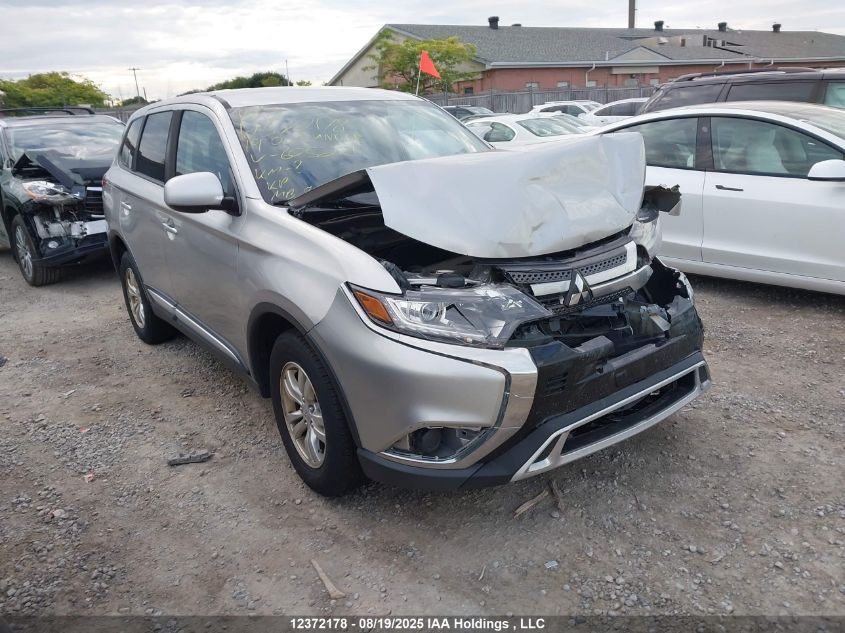 2019 Mitsubishi Outlander Es VIN: JA4AZ2A39KZ605271 Lot: 12372178
