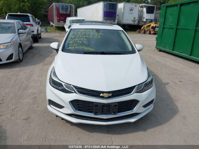 2018 Chevrolet Cruze Lt VIN: 1G1BE5SM0J7210025 Lot: 12372235