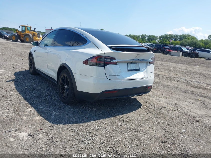 5YJXCAE21JF089957 2018 TESLA MODEL X photo no. 3