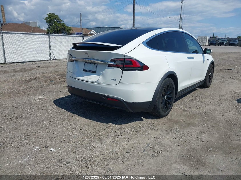 5YJXCAE21JF089957 2018 TESLA MODEL X photo no. 4